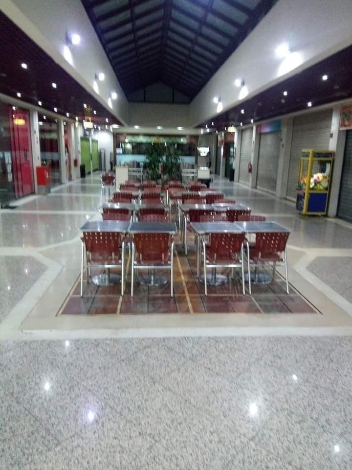 <span class="translation_missing" title="translation missing: en.meta.location_title, location_name: Centro Comercial AGUALVA SHOPPING, city: Agualva-Cacém">Location Title</span>