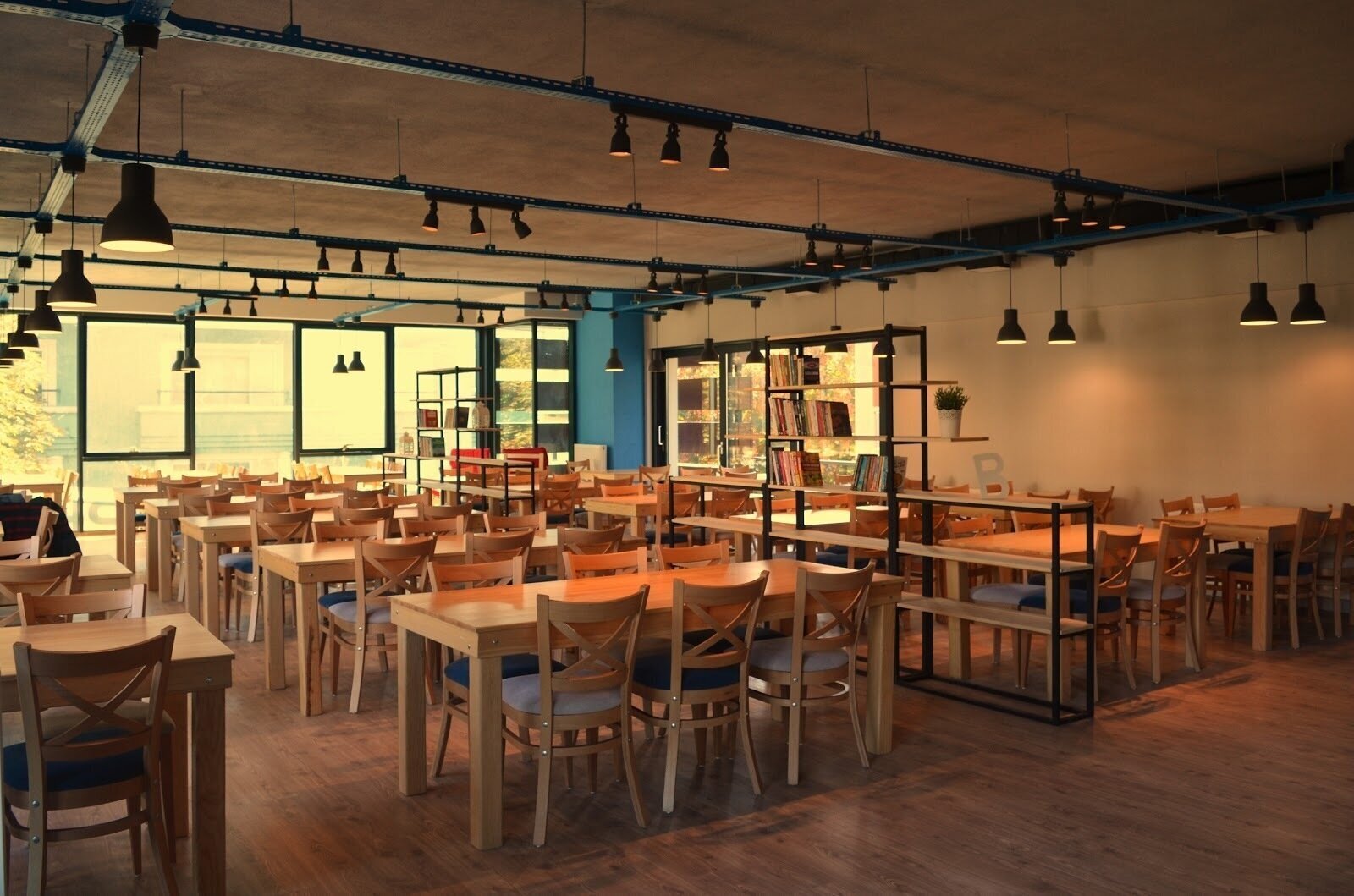 <span class="translation_missing" title="translation missing: en.meta.location_title, location_name: Uyanık Library - Bahçelievler, city: Ankara">Location Title</span>