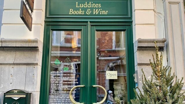 Luddites Books & Wine