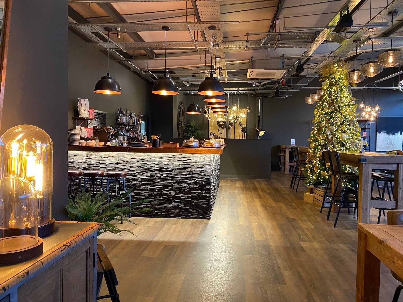 <span class="translation_missing" title="translation missing: en.meta.location_title, location_name: Prestons Speciality Coffee Bar, city: Ashbourne">Location Title</span>