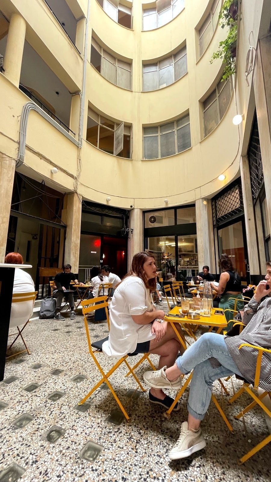 <span class="translation_missing" title="translation missing: en.meta.location_title, location_name: Anana Coffee|Food, city: Athens">Location Title</span>