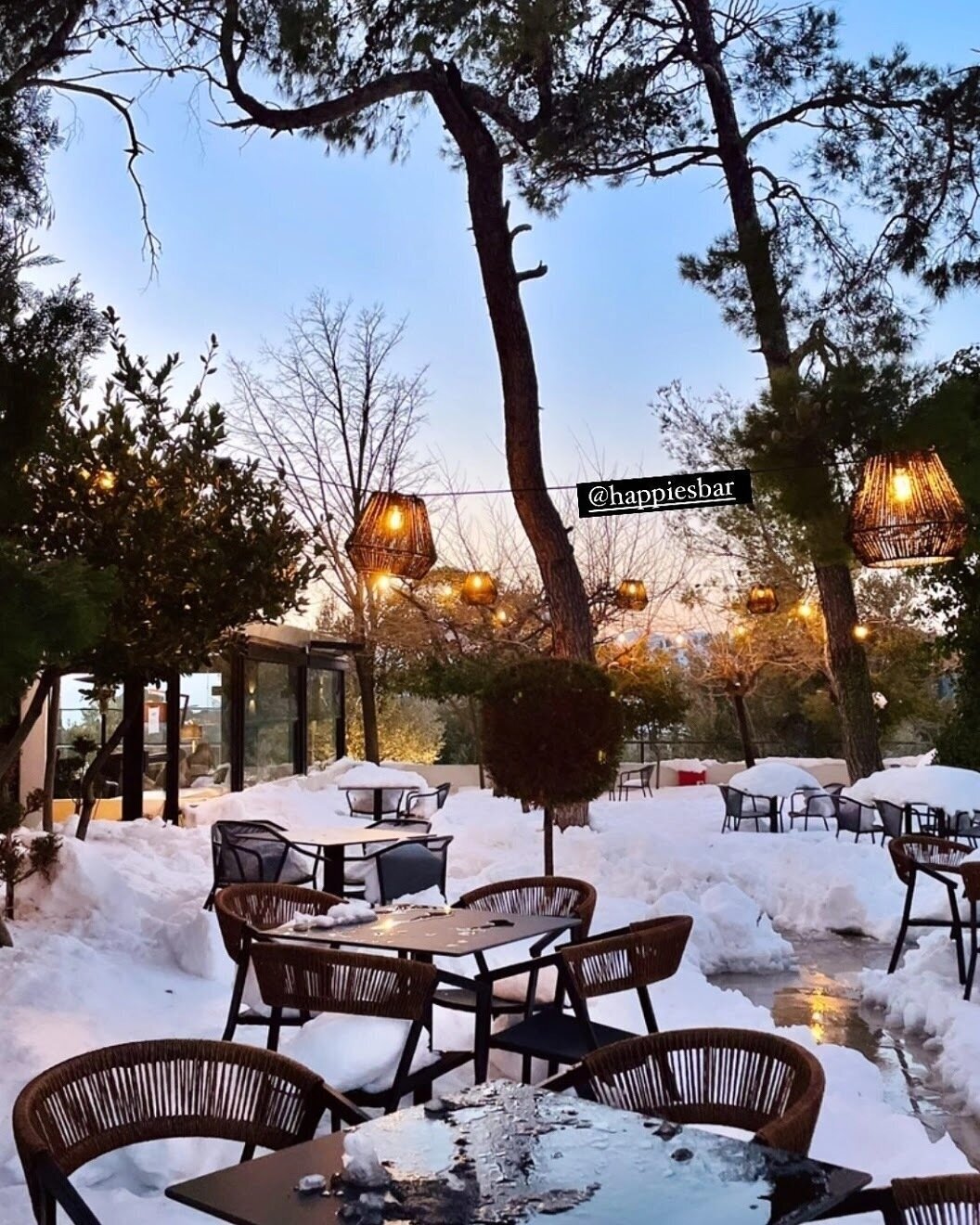 <span class="translation_missing" title="translation missing: en.meta.location_title, location_name: HAPPIES, city: Athens">Location Title</span>