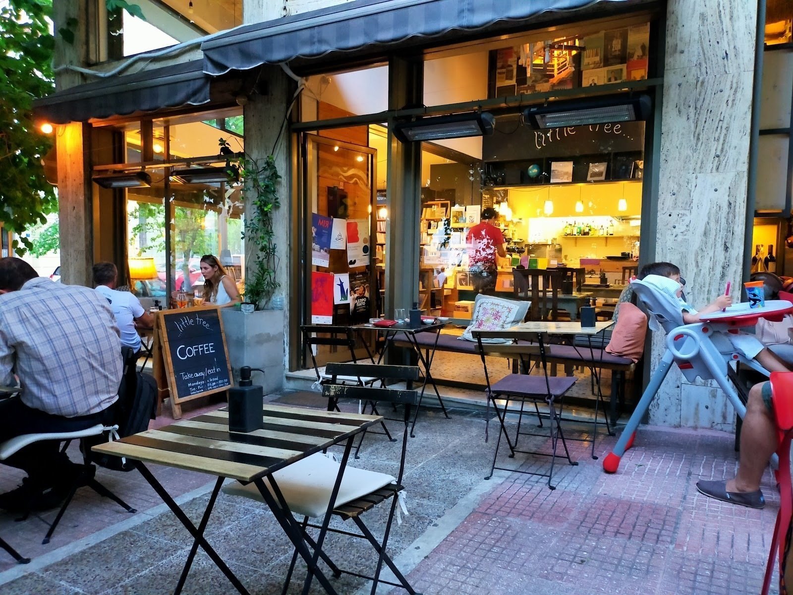 <span class="translation_missing" title="translation missing: en.meta.location_title, location_name: Little Tree Books and Coffee, city: Athens">Location Title</span>