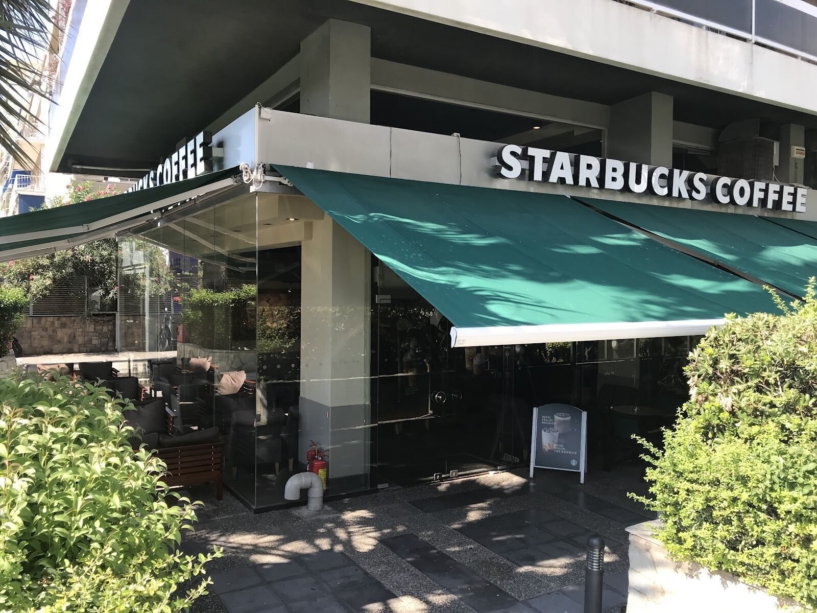 <span class="translation_missing" title="translation missing: en.meta.location_title, location_name: Starbucks @ Atlantos, city: Athens">Location Title</span>