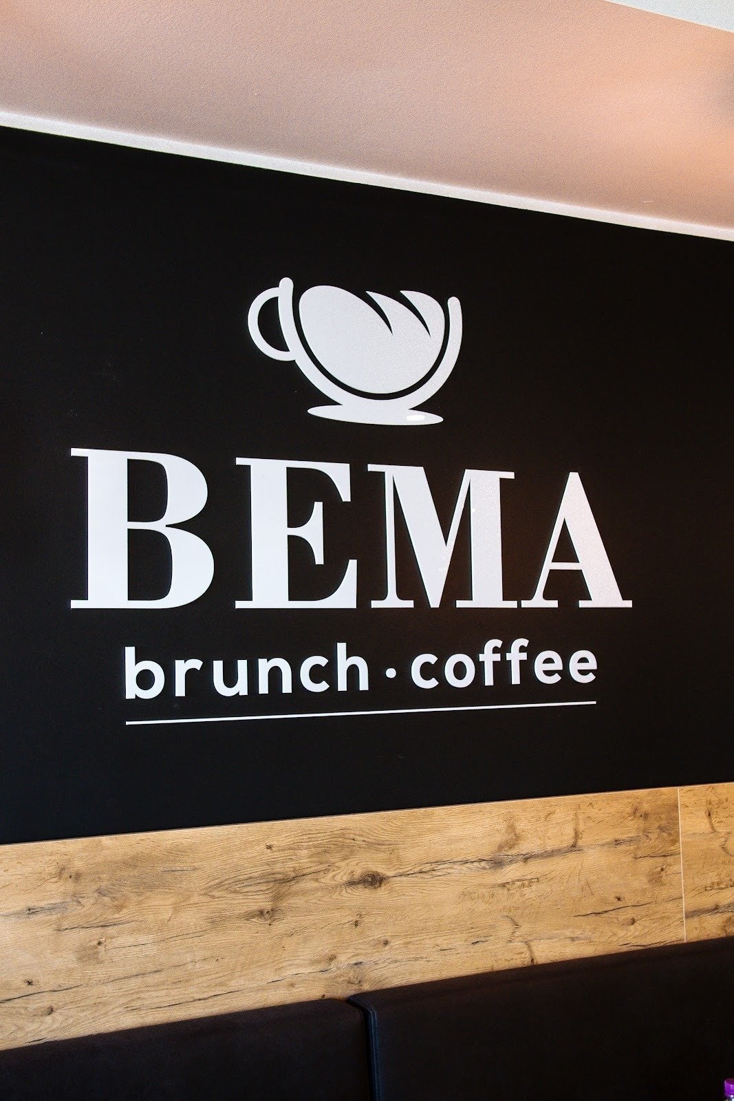 <span class="translation_missing" title="translation missing: en.meta.location_title, location_name: BEMA brunch•coffee, city: Aveiro">Location Title</span>
