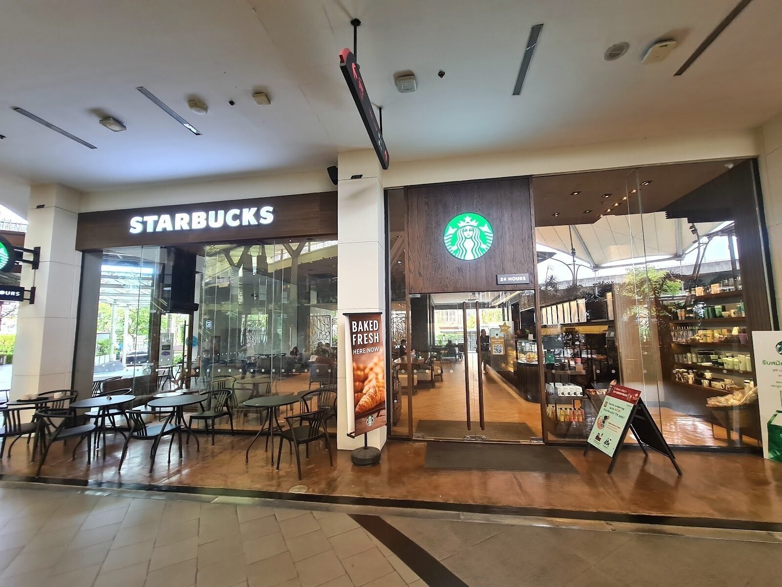 <span class="translation_missing" title="translation missing: en.meta.location_title, location_name: Starbucks @ The Nine Center Rama 9, city: Bangkok">Location Title</span>