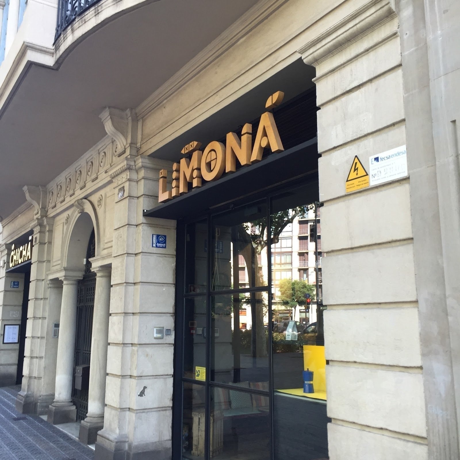 ChichaLimoná: A Work-Friendly Place in Barcelona
