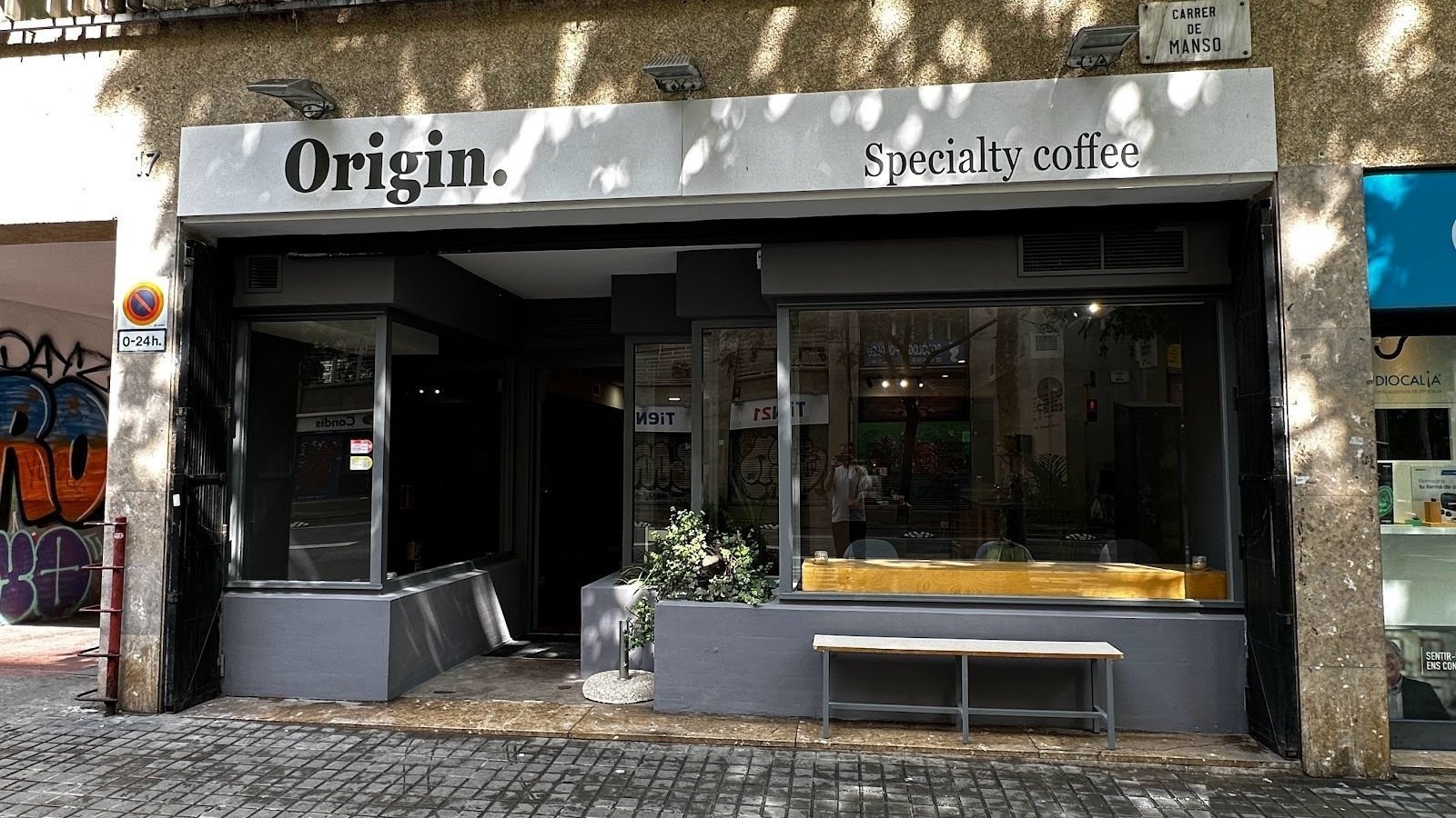 <span class="translation_missing" title="translation missing: en.meta.location_title, location_name: Origin. Specialty Coffee, city: Barcelona">Location Title</span>
