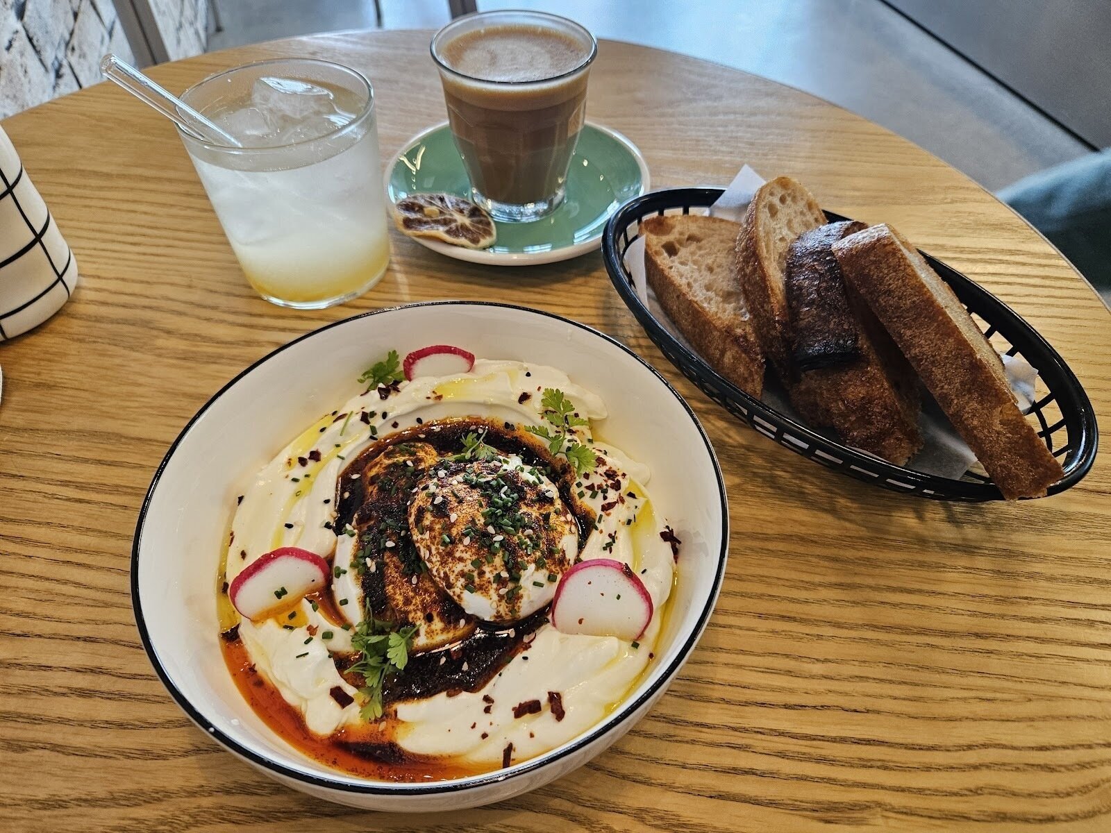 <span class="translation_missing" title="translation missing: en.meta.location_title, location_name: Balu Coffee, city: Berlin">Location Title</span>