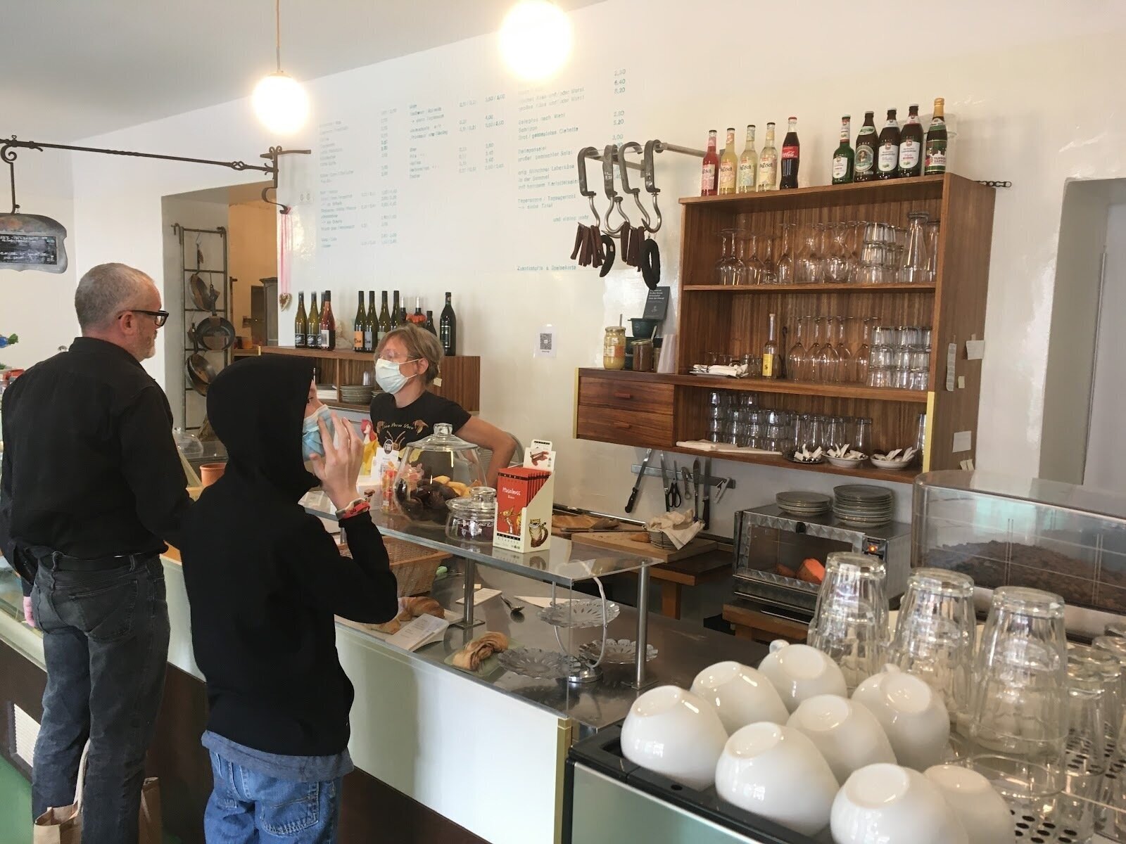 <span class="translation_missing" title="translation missing: en.meta.location_title, location_name: Cafe Sgaminegg, city: Berlin">Location Title</span>