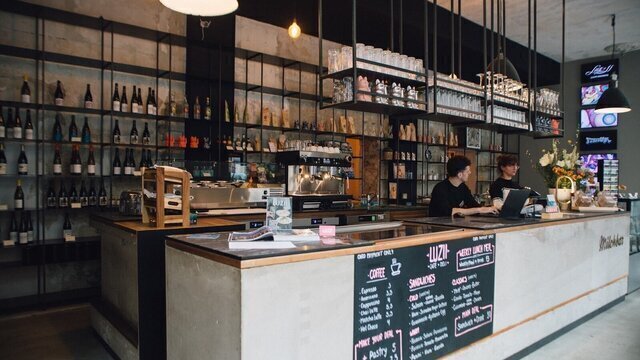 Luzii Café & Deli