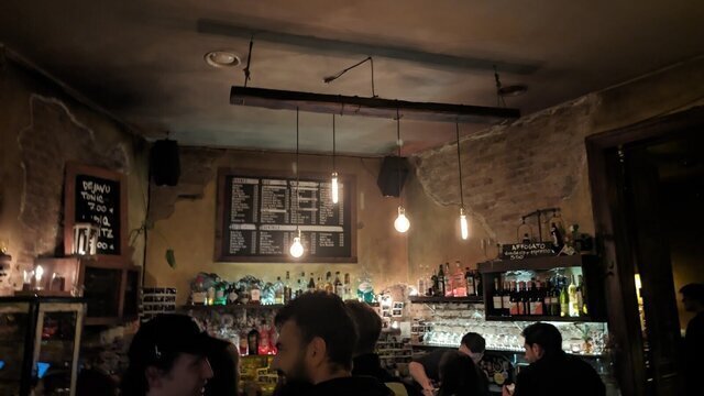 Mano Cafe