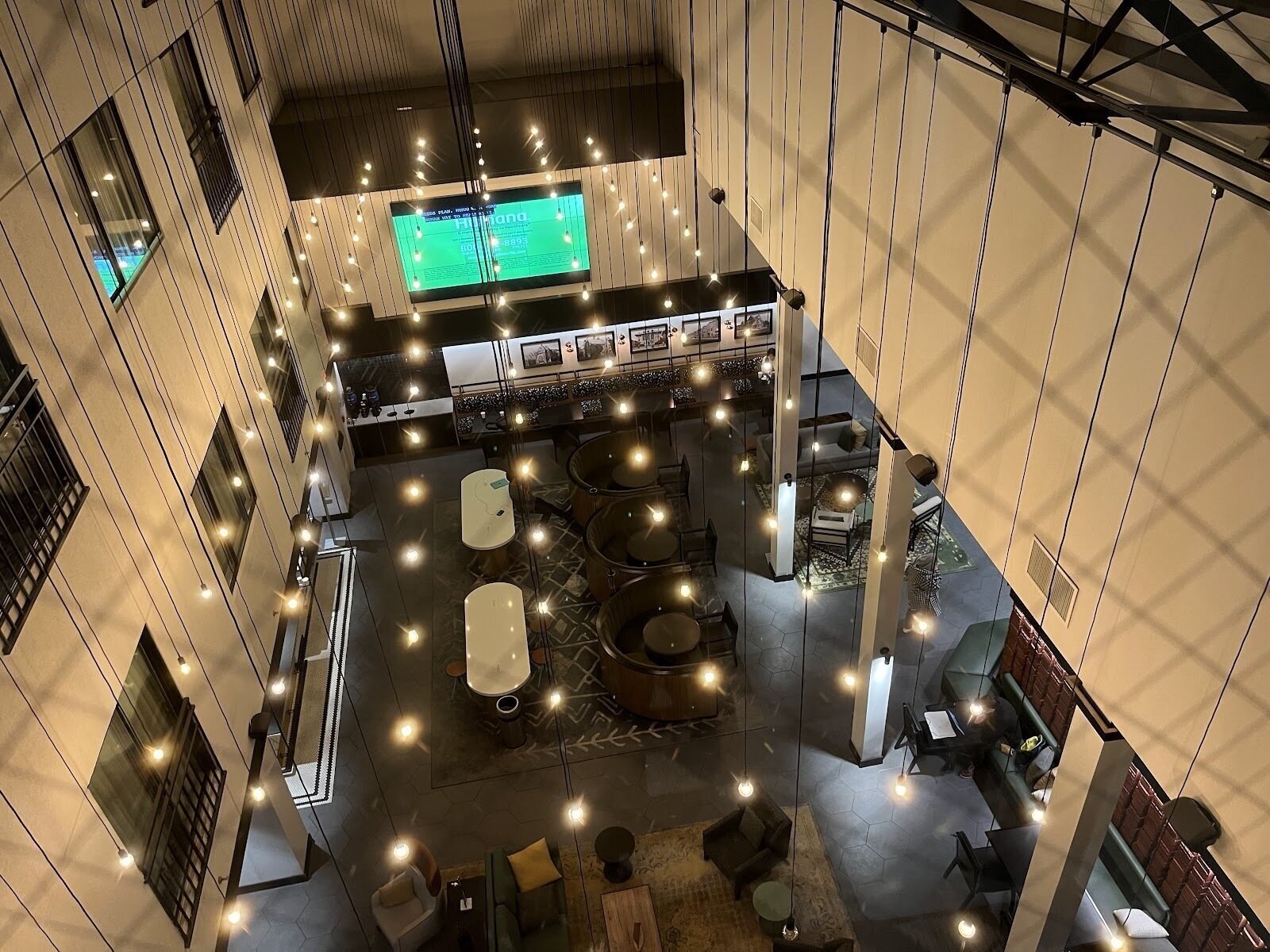 <span class="translation_missing" title="translation missing: en.meta.location_title, location_name: Arcadian Hotel, city: Boston">Location Title</span>