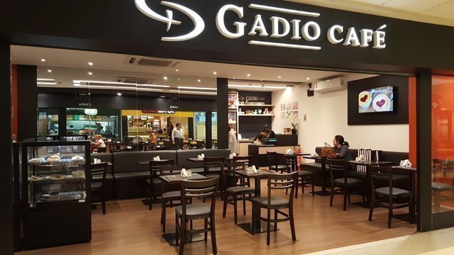 Gadio Café