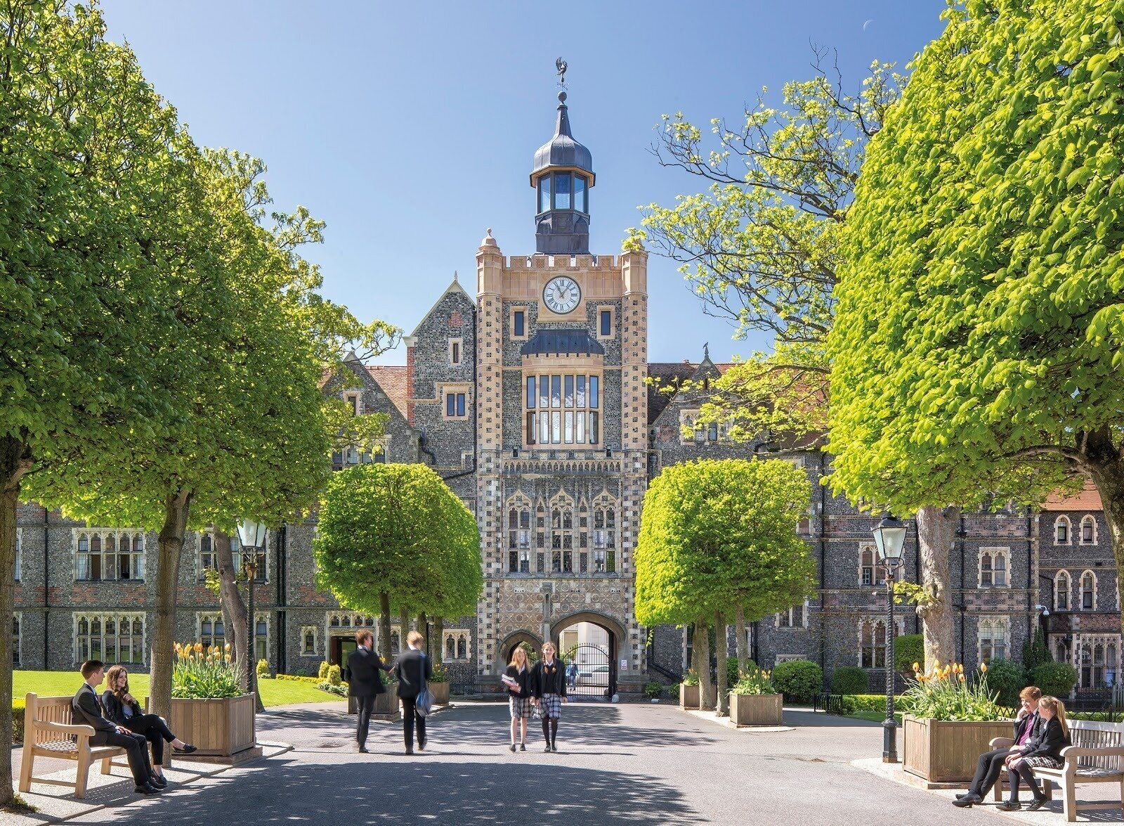 <span class="translation_missing" title="translation missing: en.meta.location_title, location_name: Brighton College, city: Brighton">Location Title</span>