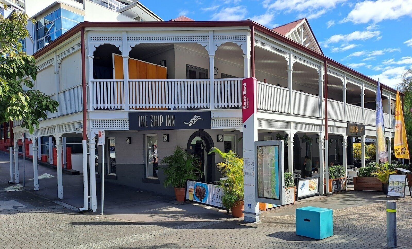 <span class="translation_missing" title="translation missing: en.meta.location_title, location_name: The Ship Inn (S06), city: Brisbane">Location Title</span>