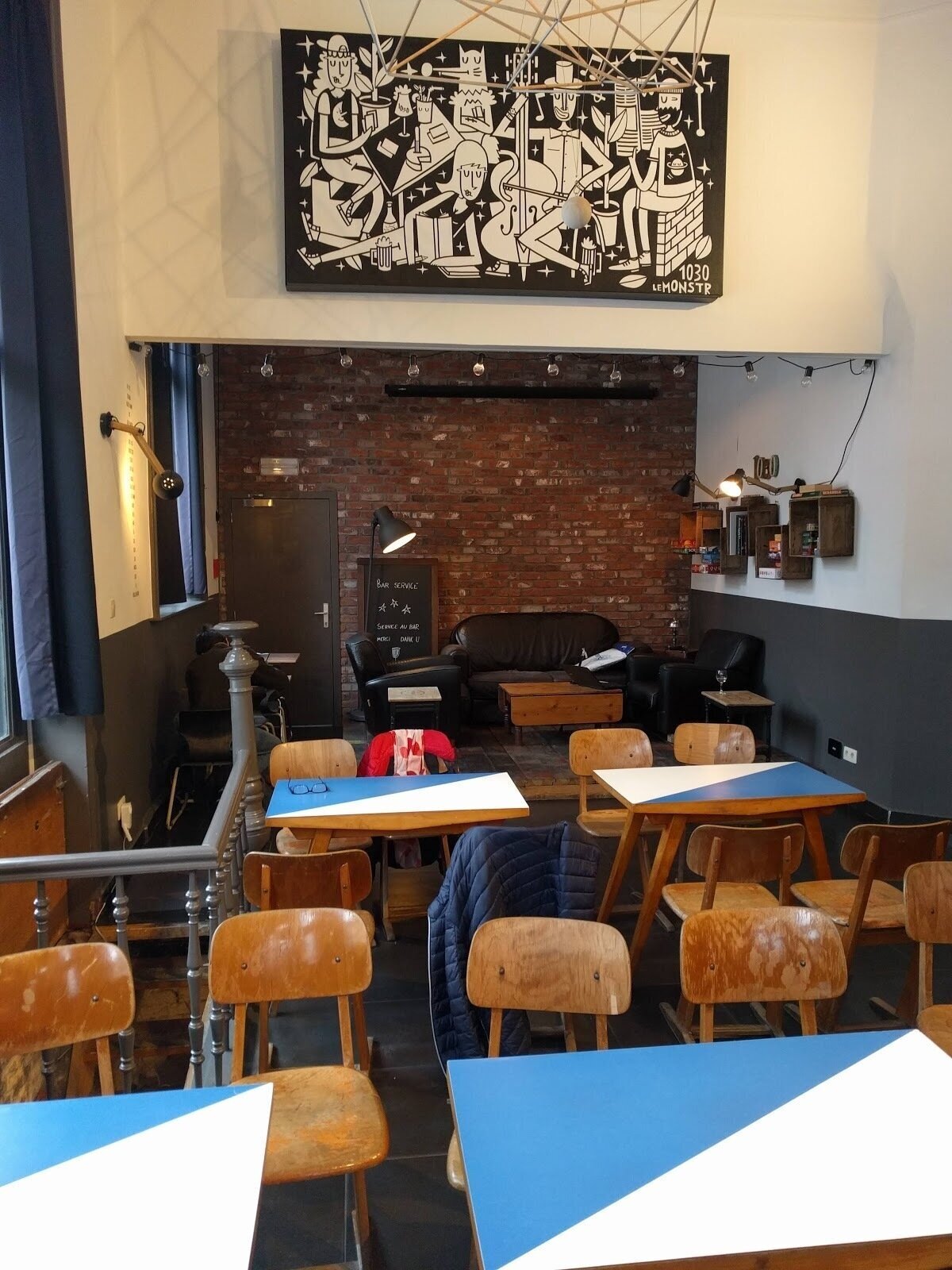 <span class="translation_missing" title="translation missing: en.meta.location_title, location_name: 1030 Café, city: Brussels">Location Title</span>