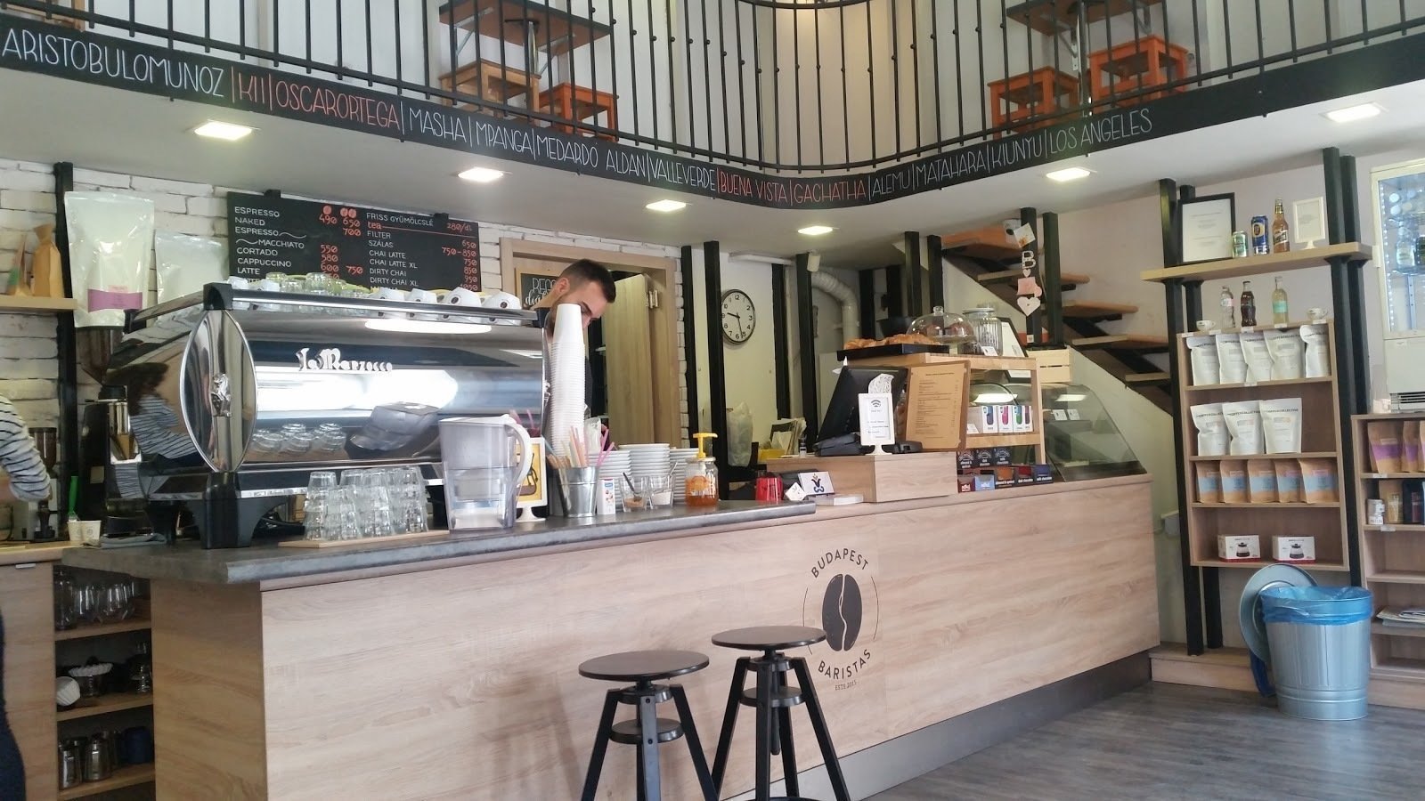 <span class="translation_missing" title="translation missing: en.meta.location_title, location_name: Budapest Baristas, city: Budapest">Location Title</span>