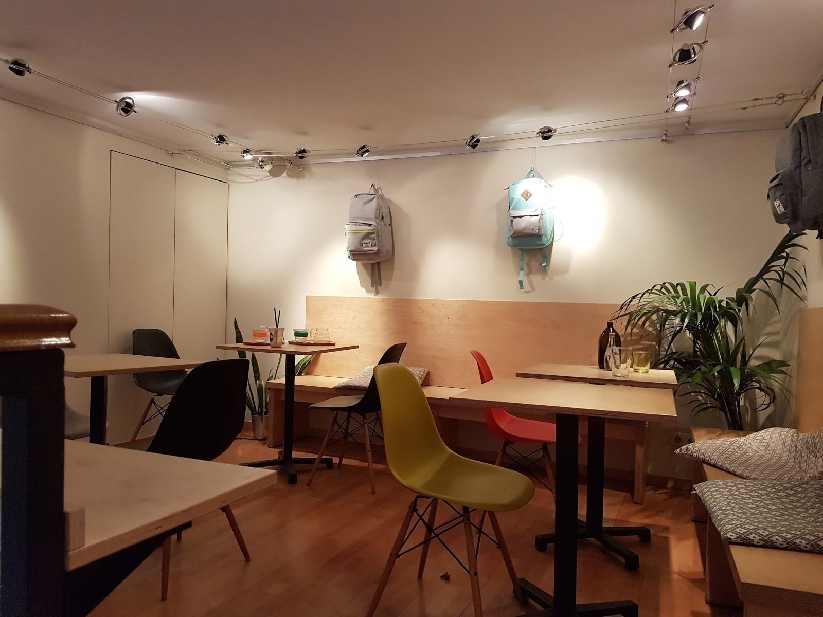 <span class="translation_missing" title="translation missing: en.meta.location_title, location_name: My Little Melbourne Coffee and Brew Bar, city: Budapest">Location Title</span>