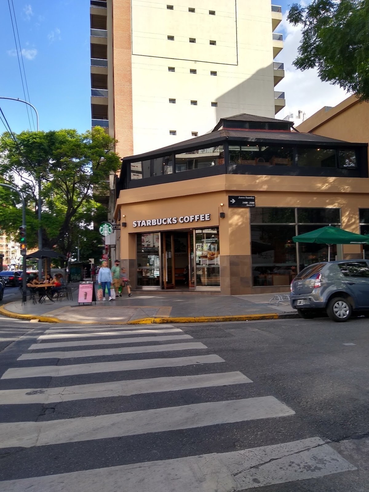 <span class="translation_missing" title="translation missing: en.meta.location_title, location_name: Starbucks @ Juana Azurduy, city: Buenos Aires">Location Title</span>