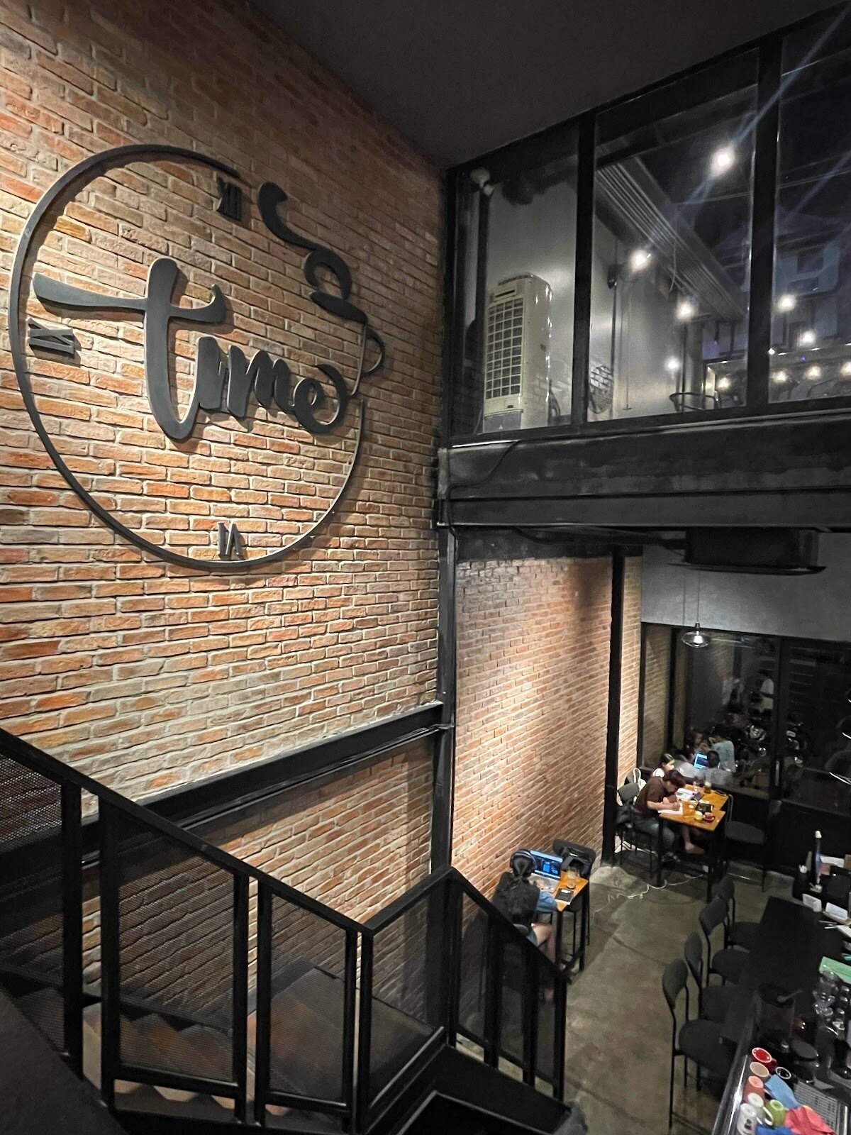 <span class="translation_missing" title="translation missing: en.meta.location_title, location_name: Time Cafe, city: Cần Thơ">Location Title</span>
