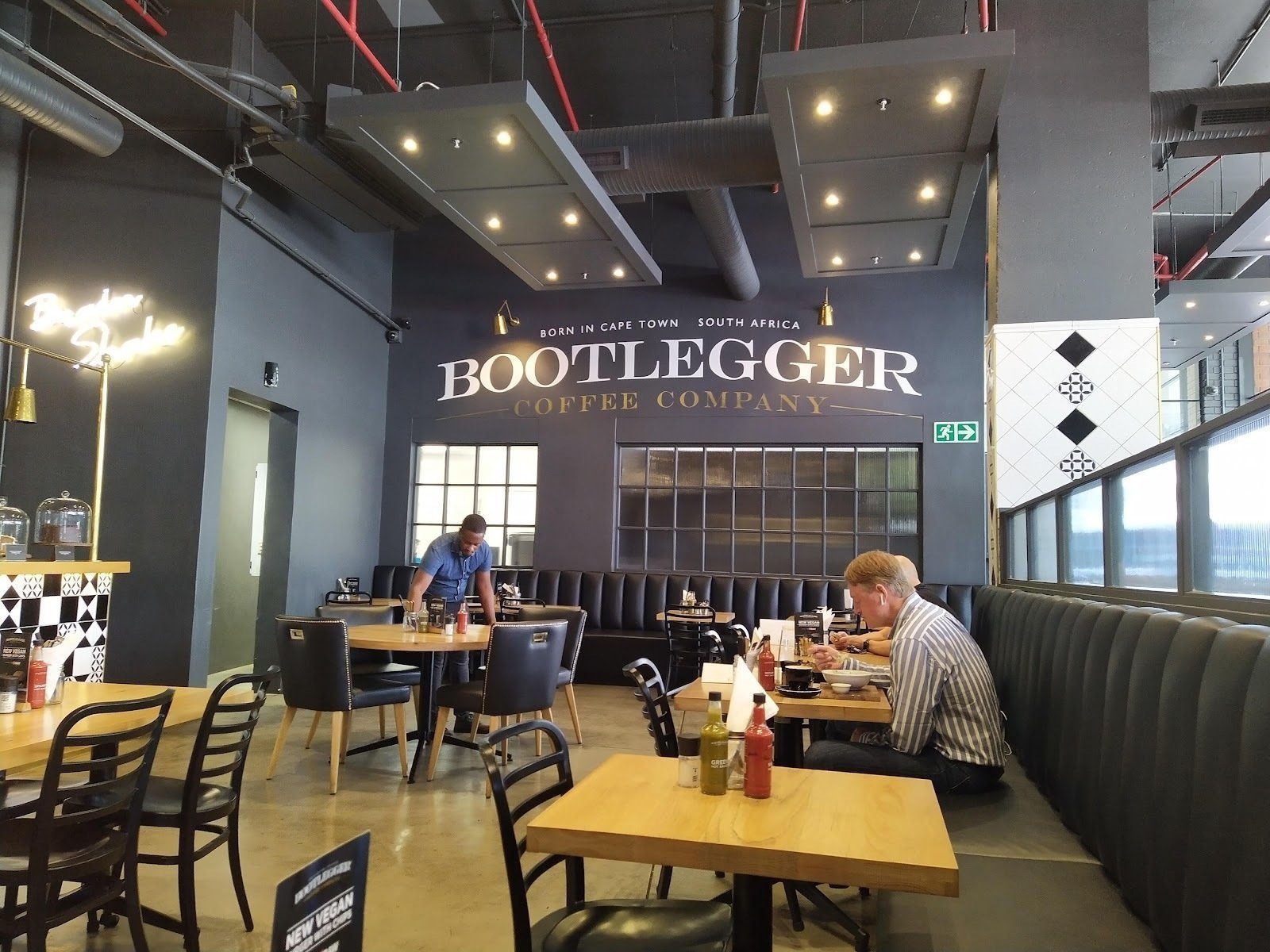 <span class="translation_missing" title="translation missing: en.meta.location_title, location_name: Bootlegger Coffee Company, city: Cape Town">Location Title</span>