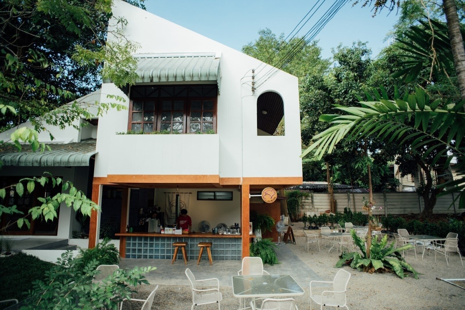 <span class="translation_missing" title="translation missing: en.meta.location_title, location_name: 200 Pigs Noodle Cafe, city: Chiang Mai">Location Title</span>