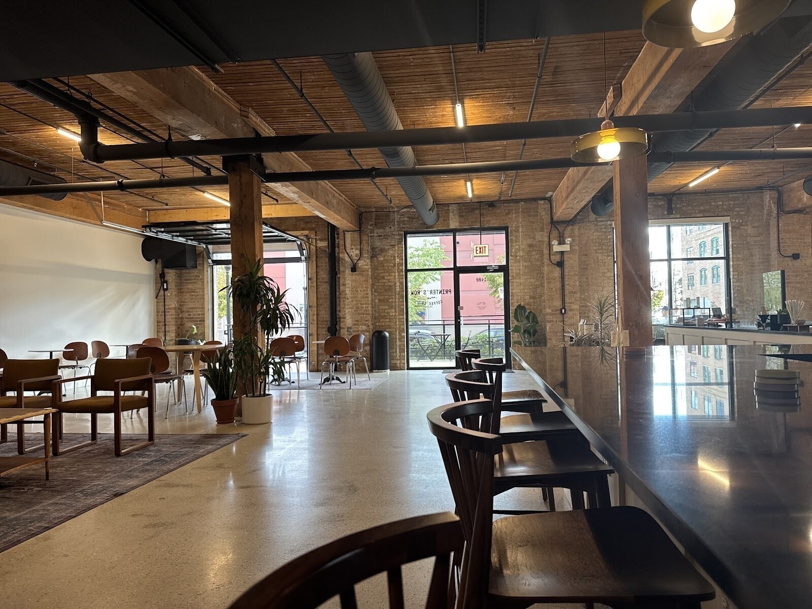Printer's Row Coffee Co.: A Work-Friendly Place in Chicago