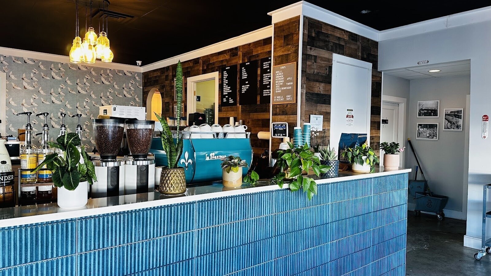 East Dallas Middle Ground: A Work-Friendly Place in Dallas