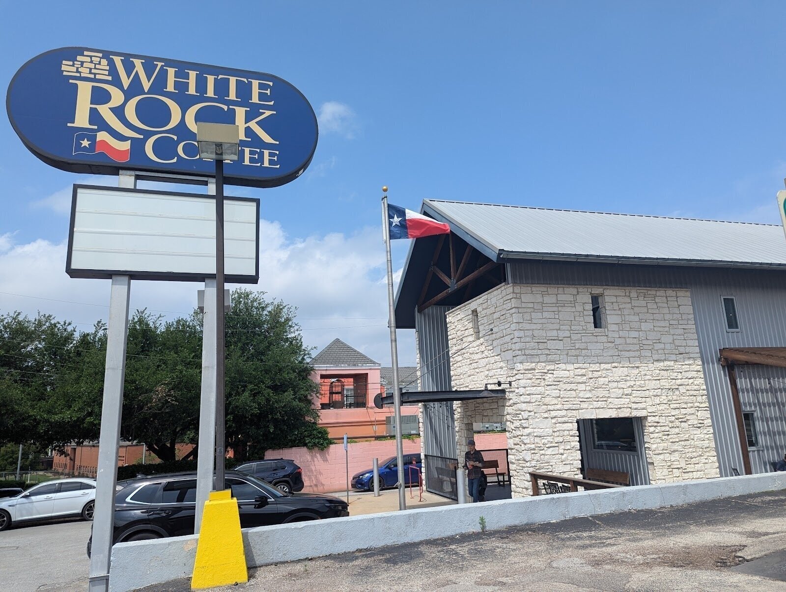 White Rock Coffee: A Work-Friendly Place in Dallas