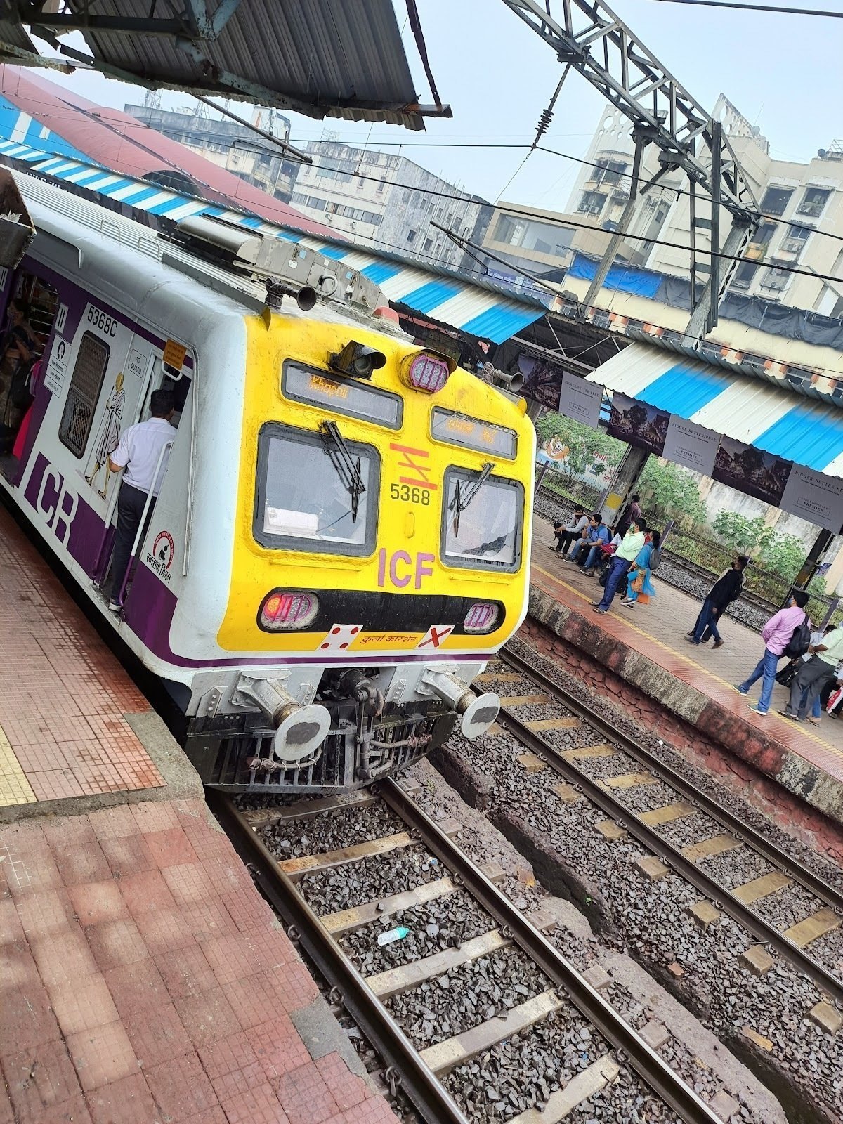 <span class="translation_missing" title="translation missing: en.meta.location_title, location_name: Dombivli Railway Station., city: Dombivli">Location Title</span>