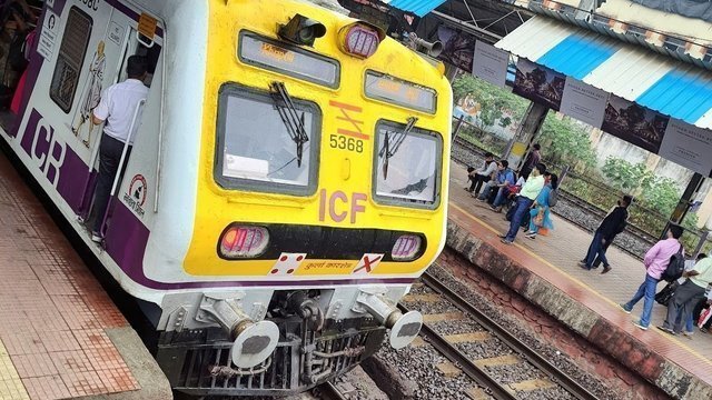 Dombivli Railway Station.