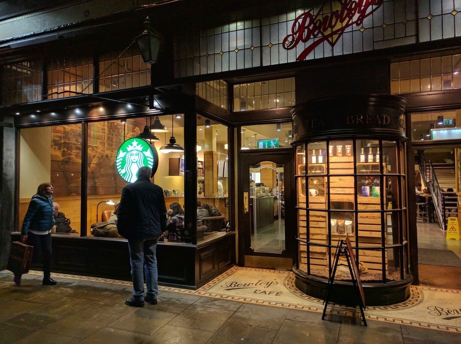 <span class="translation_missing" title="translation missing: en.meta.location_title, location_name: Starbucks EBS @ Westmorland Street, city: Dublin">Location Title</span>