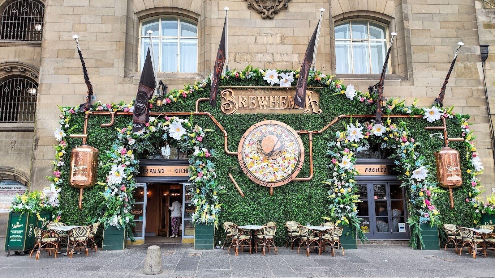 <span class="translation_missing" title="translation missing: en.meta.location_title, location_name: Brewhemia, city: Edinburgh">Location Title</span>