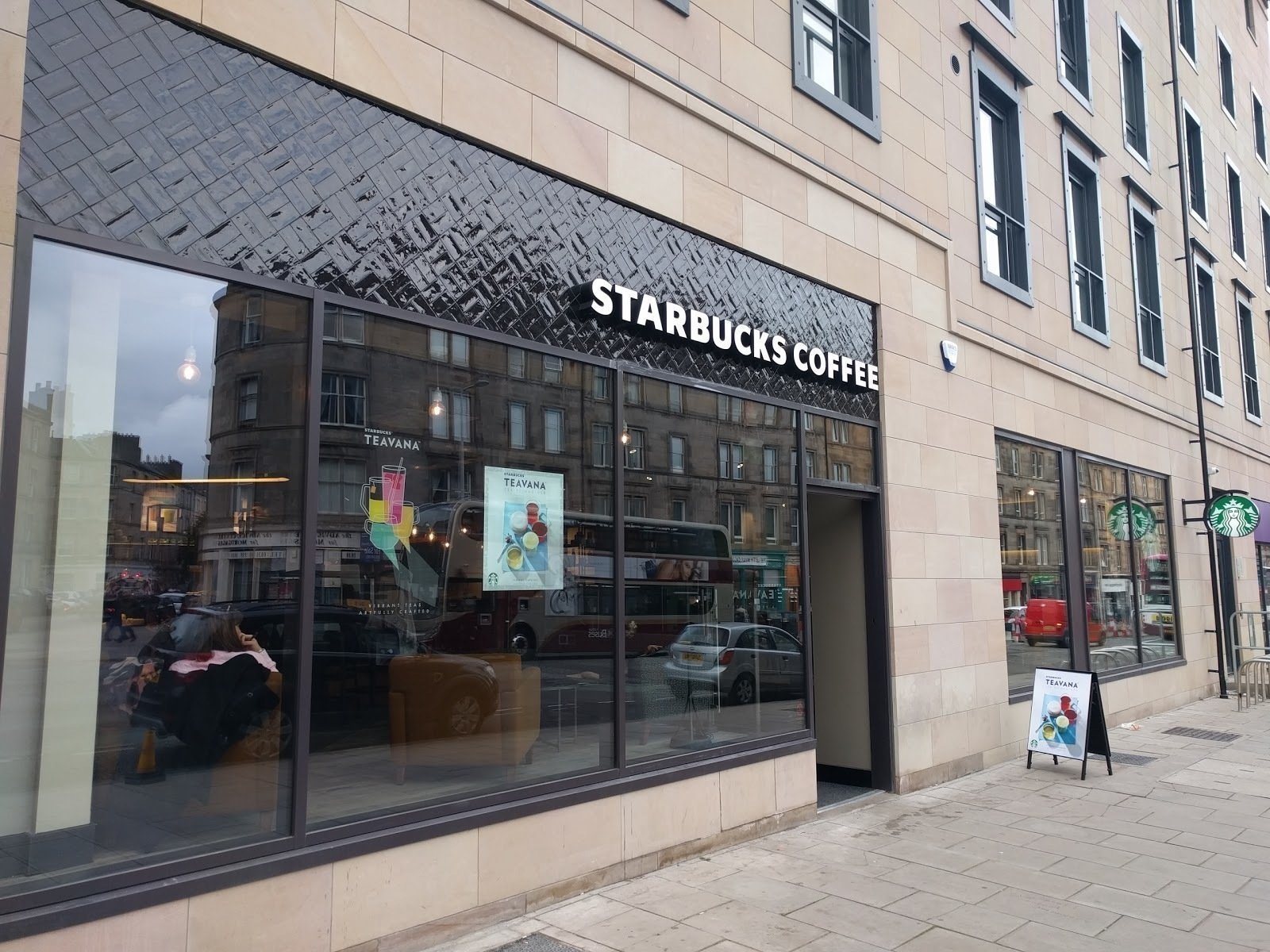 <span class="translation_missing" title="translation missing: en.meta.location_title, location_name: Starbucks @ Leith Walk, city: Edinburgh">Location Title</span>