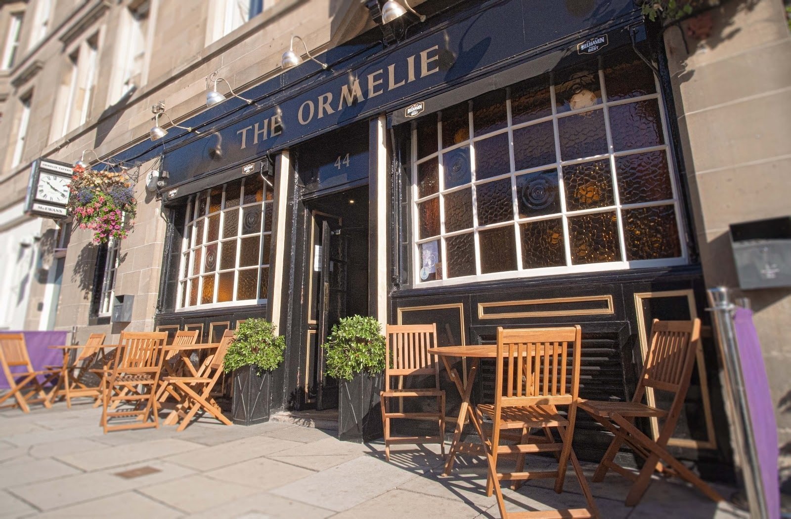 <span class="translation_missing" title="translation missing: en.meta.location_title, location_name: The Ormelie Tavern, city: Edinburgh">Location Title</span>