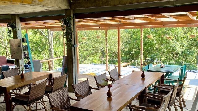Murunga Yoga Cafe Ella