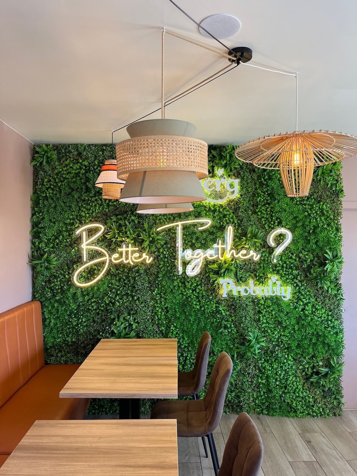Bel'mare Gastrobar - Praia de Faro: A Work-Friendly Place in Faro