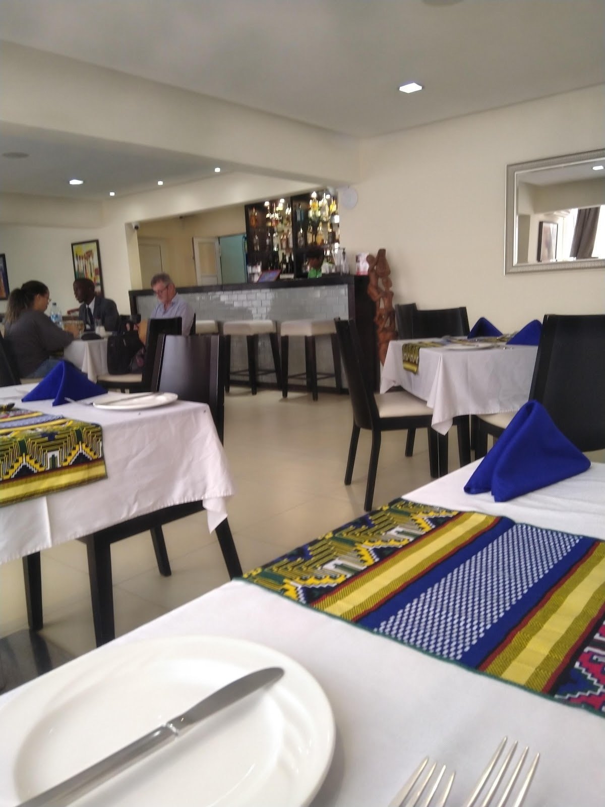 <span class="translation_missing" title="translation missing: en.meta.location_title, location_name: New Brookfields Hotel, city: Freetown">Location Title</span>