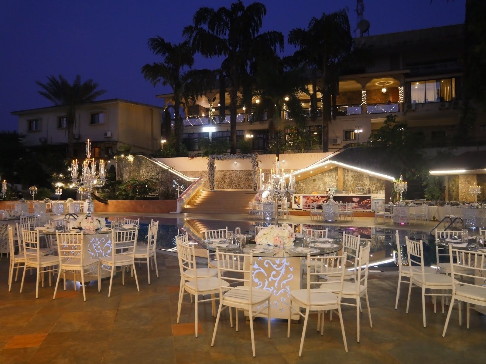 <span class="translation_missing" title="translation missing: en.meta.location_title, location_name: The Country Lodge Hotel, city: Freetown">Location Title</span>