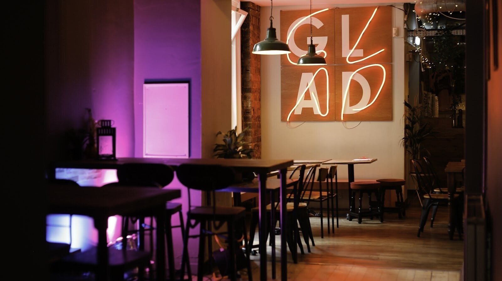 <span class="translation_missing" title="translation missing: en.meta.location_title, location_name: The Glad Cafe CIC, city: Glasgow">Location Title</span>