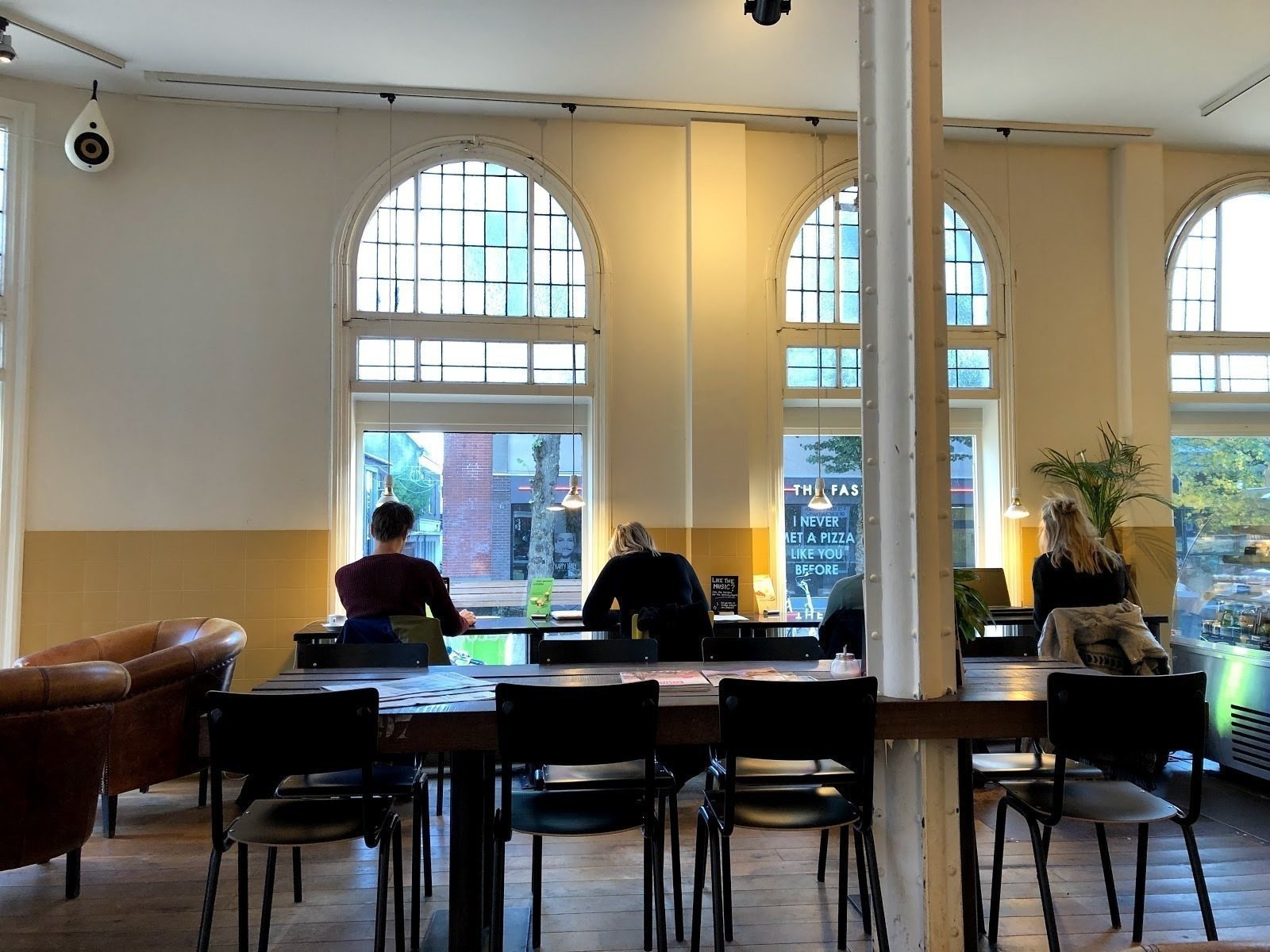 <span class="translation_missing" title="translation missing: en.meta.location_title, location_name: Coffee Company, city: Groningen">Location Title</span>