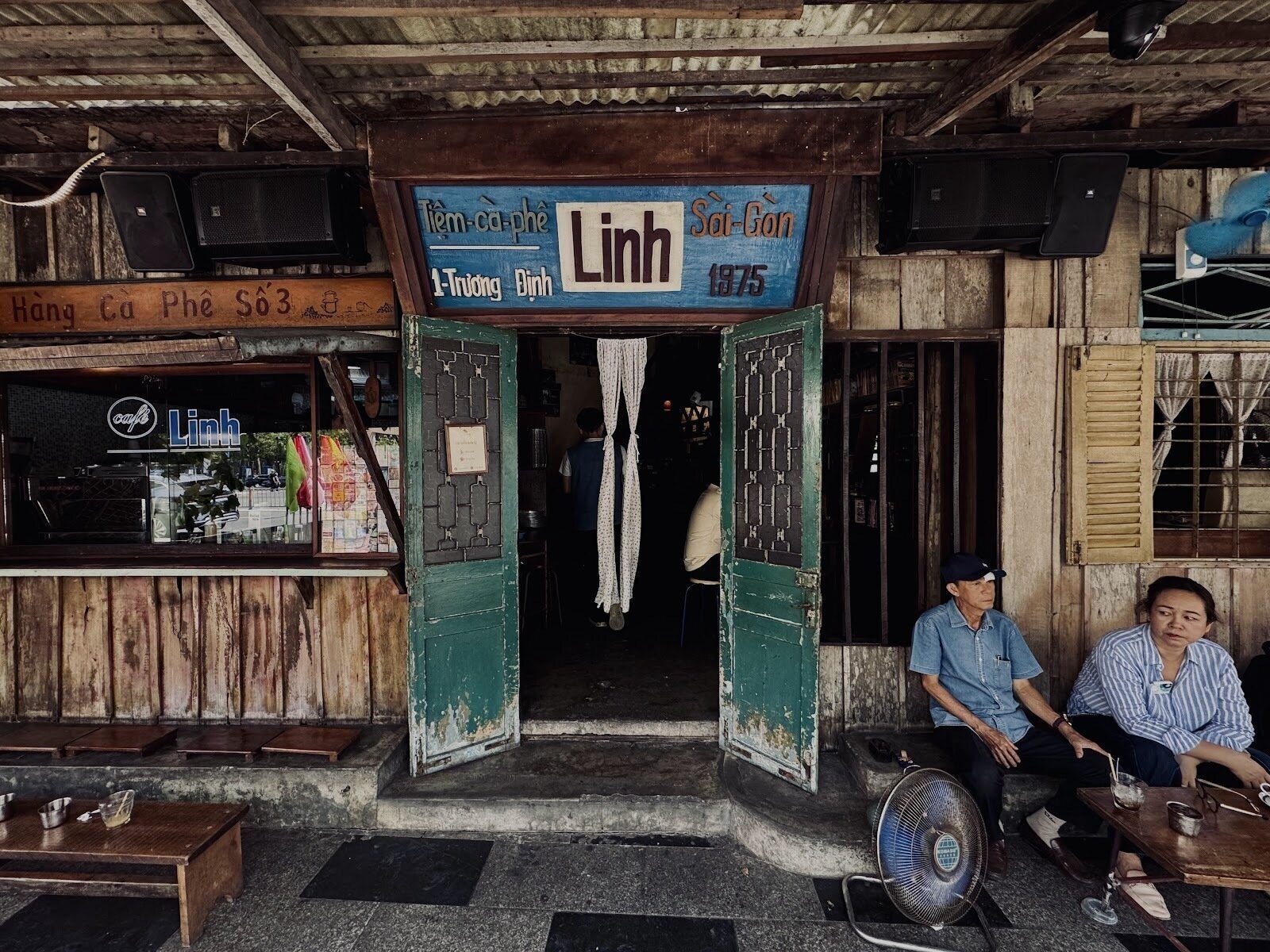 Cà phê Linh: A Work-Friendly Place in Ho Chi Minh City