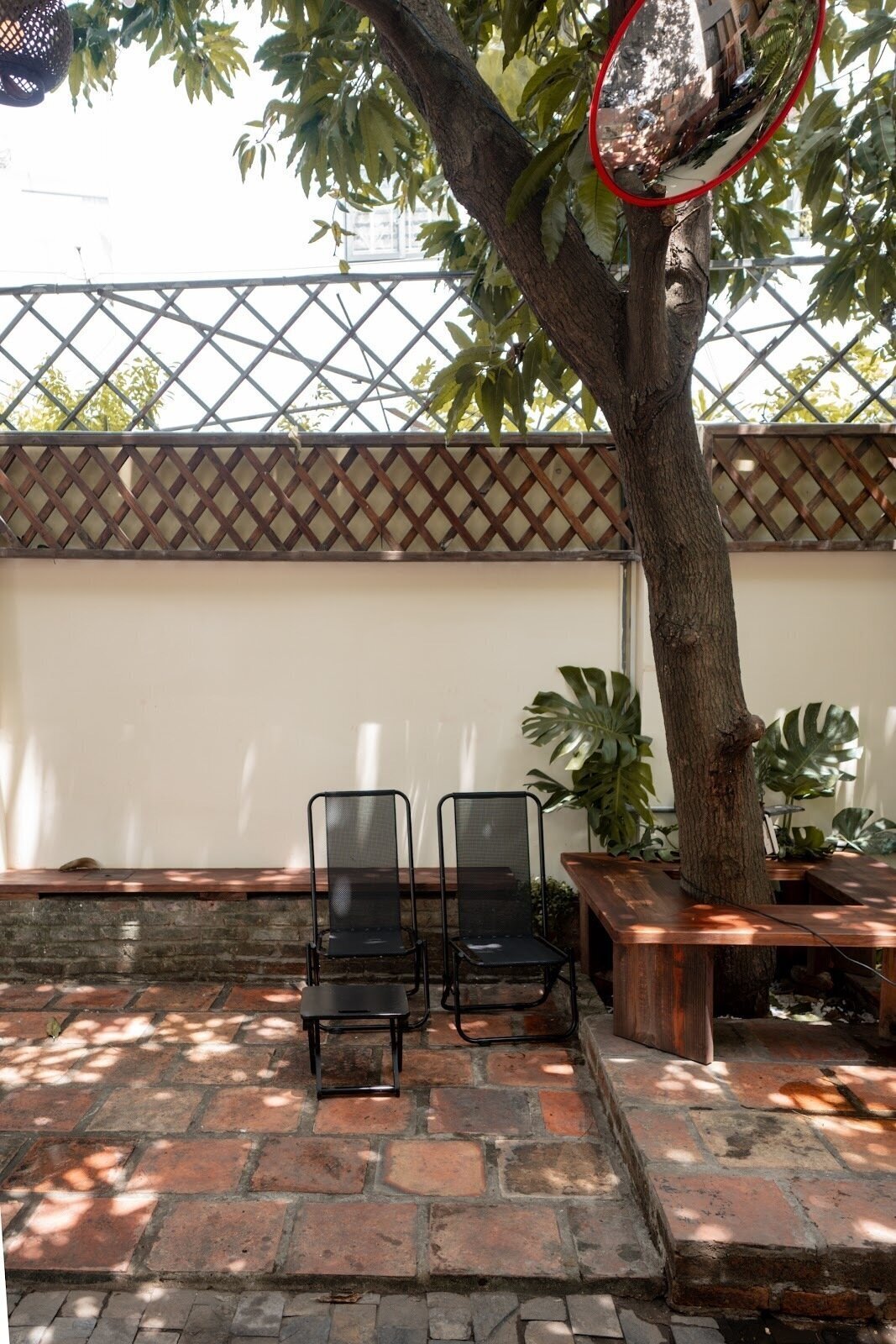 CÀ VIẾT HOA cafe - Nơ Trang Long: A Work-Friendly Place in Ho Chi Minh City