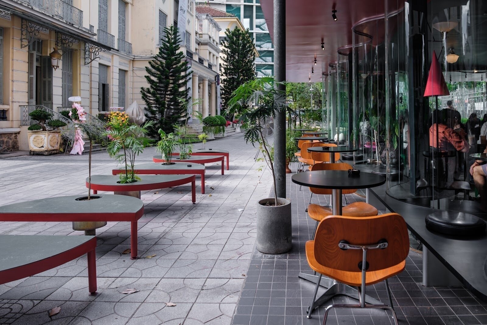 OKKIO Caffe - Bảo Tàng Mỹ Thuật: A Work-Friendly Place in Ho Chi Minh City