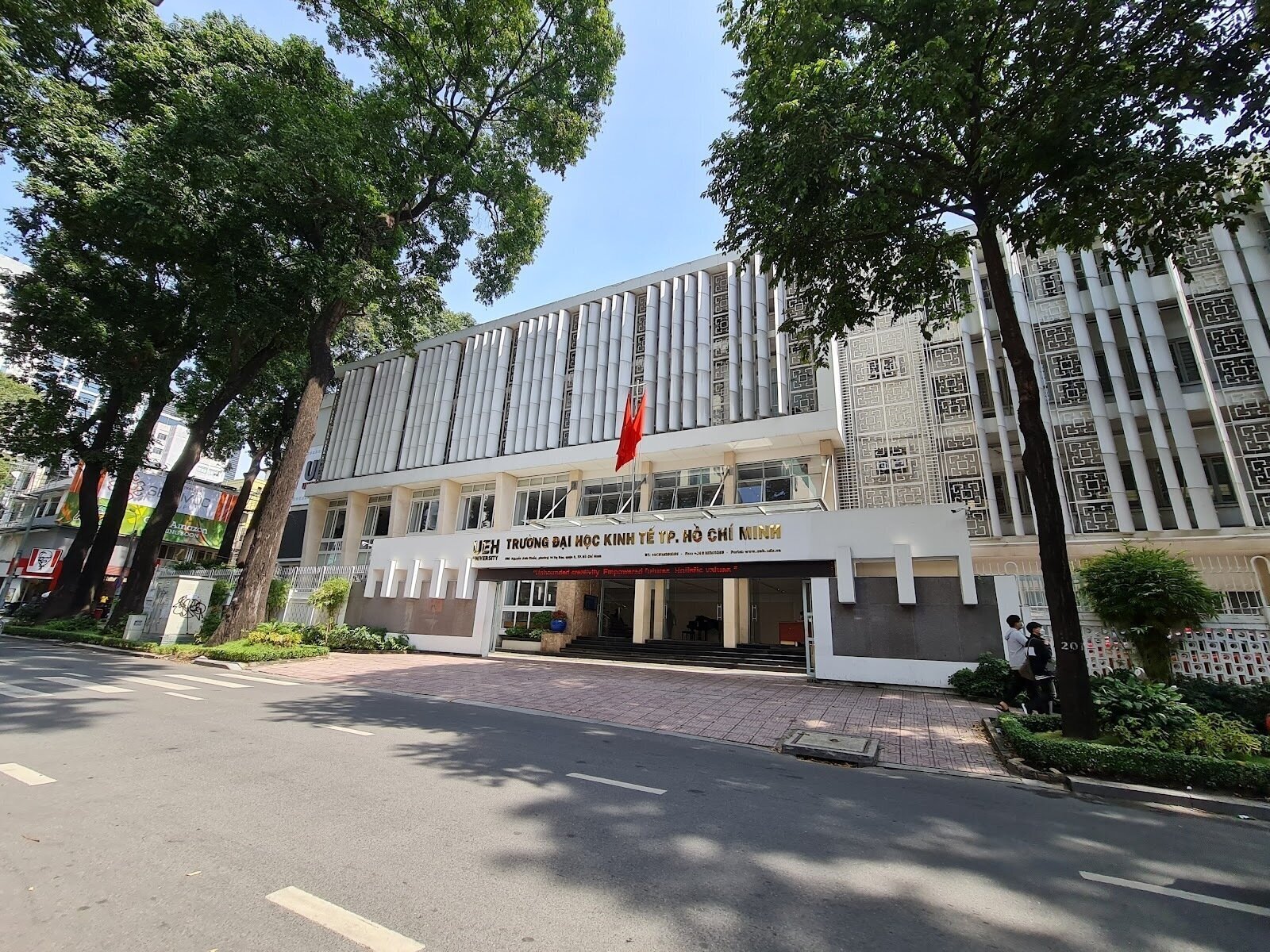 <span class="translation_missing" title="translation missing: en.meta.location_title, location_name: University of Economics HCMC (UEH) - Campus A, city: Ho Chi Minh City">Location Title</span>