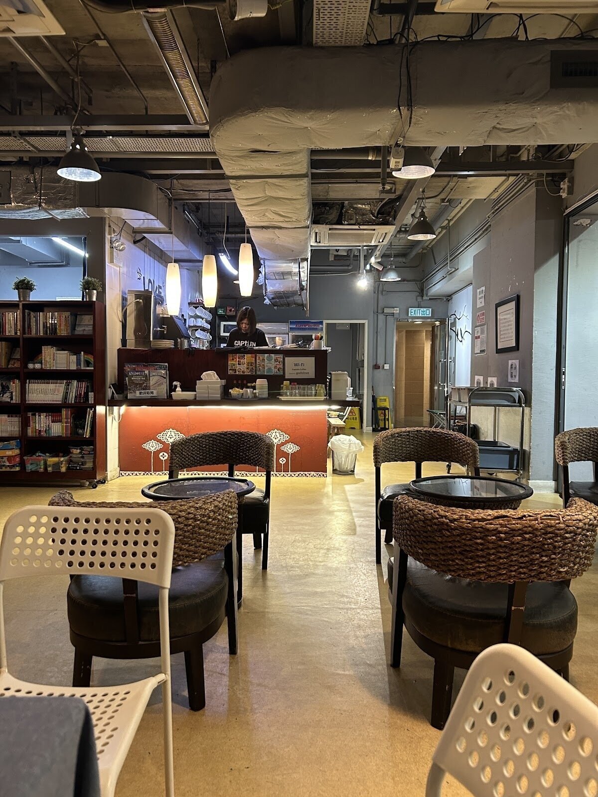 <span class="translation_missing" title="translation missing: en.meta.location_title, location_name: Captain Coffee, city: Hong Kong">Location Title</span>