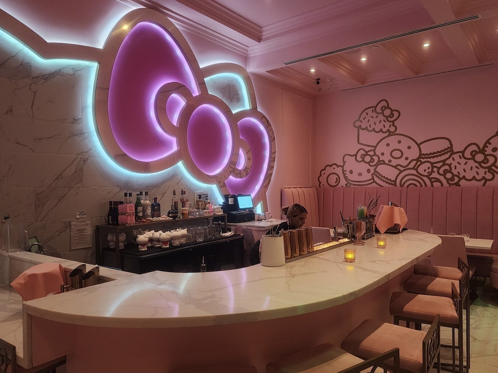 <span class="translation_missing" title="translation missing: en.meta.location_title, location_name: Hello Kitty Café, city: Irvine">Location Title</span>