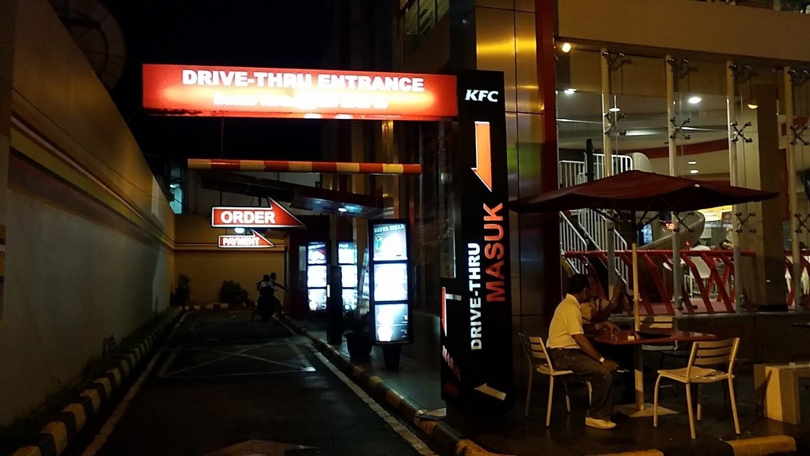 <span class="translation_missing" title="translation missing: en.meta.location_title, location_name: KFC @ Jl. RE Martadinata, city: Jakarta">Location Title</span>