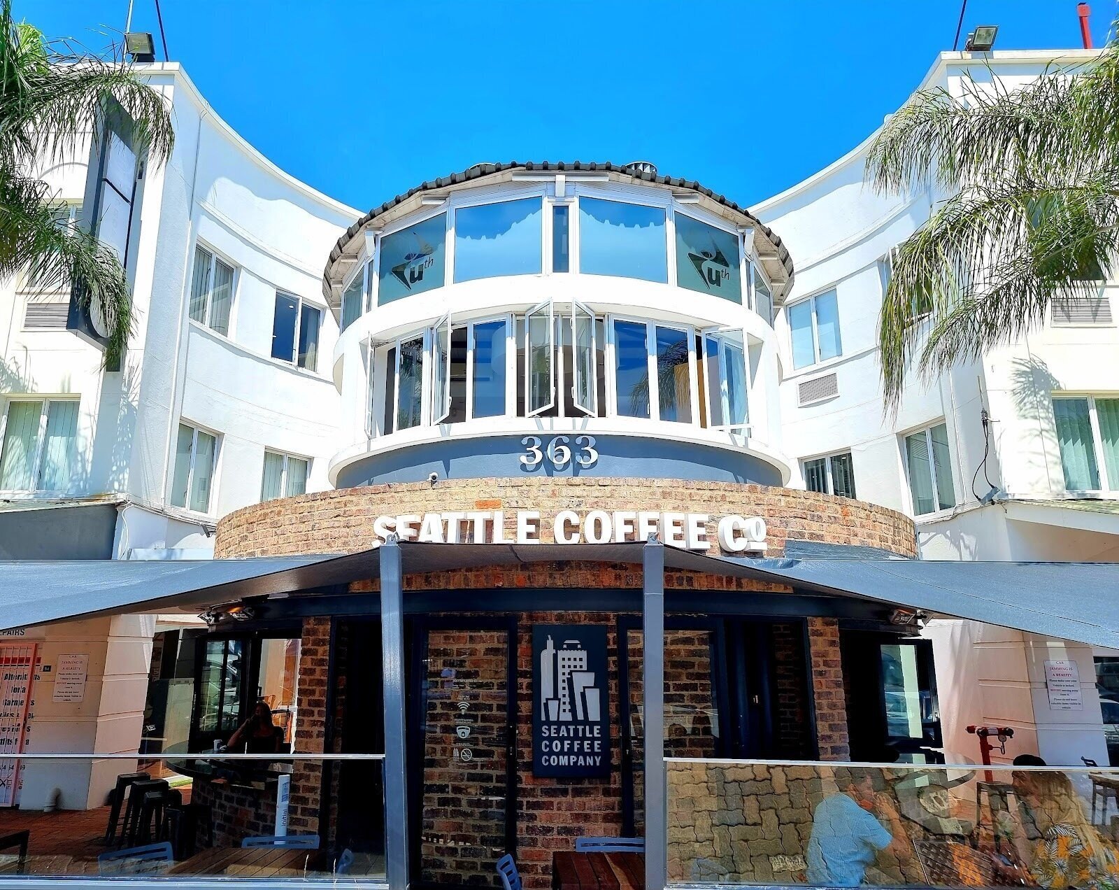 <span class="translation_missing" title="translation missing: en.meta.location_title, location_name: Seattle Coffee - Rivonia, city: Johannesburg">Location Title</span>